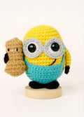 Mini Minion w Bear