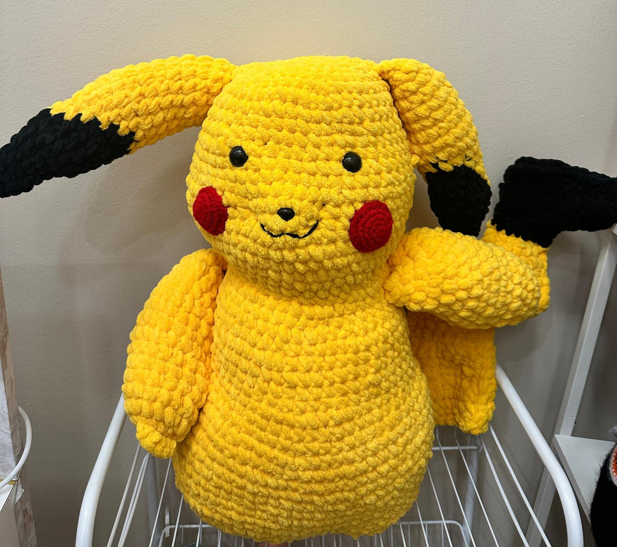 Jumbo Pikachu